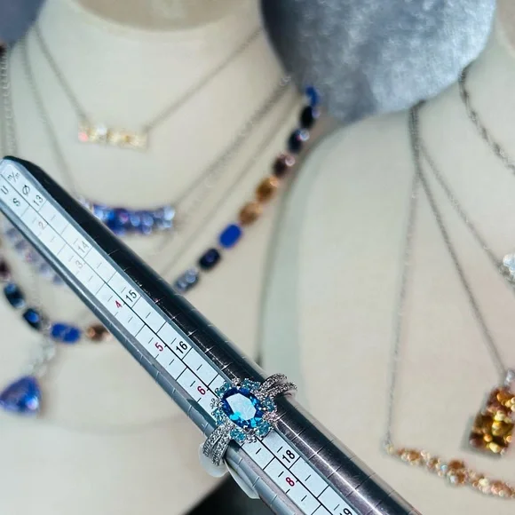 Bomb Party Dazzling Lab Created Blue Spinel with Cubic Zirconia Ring Size 7 - Picture 3 of 10